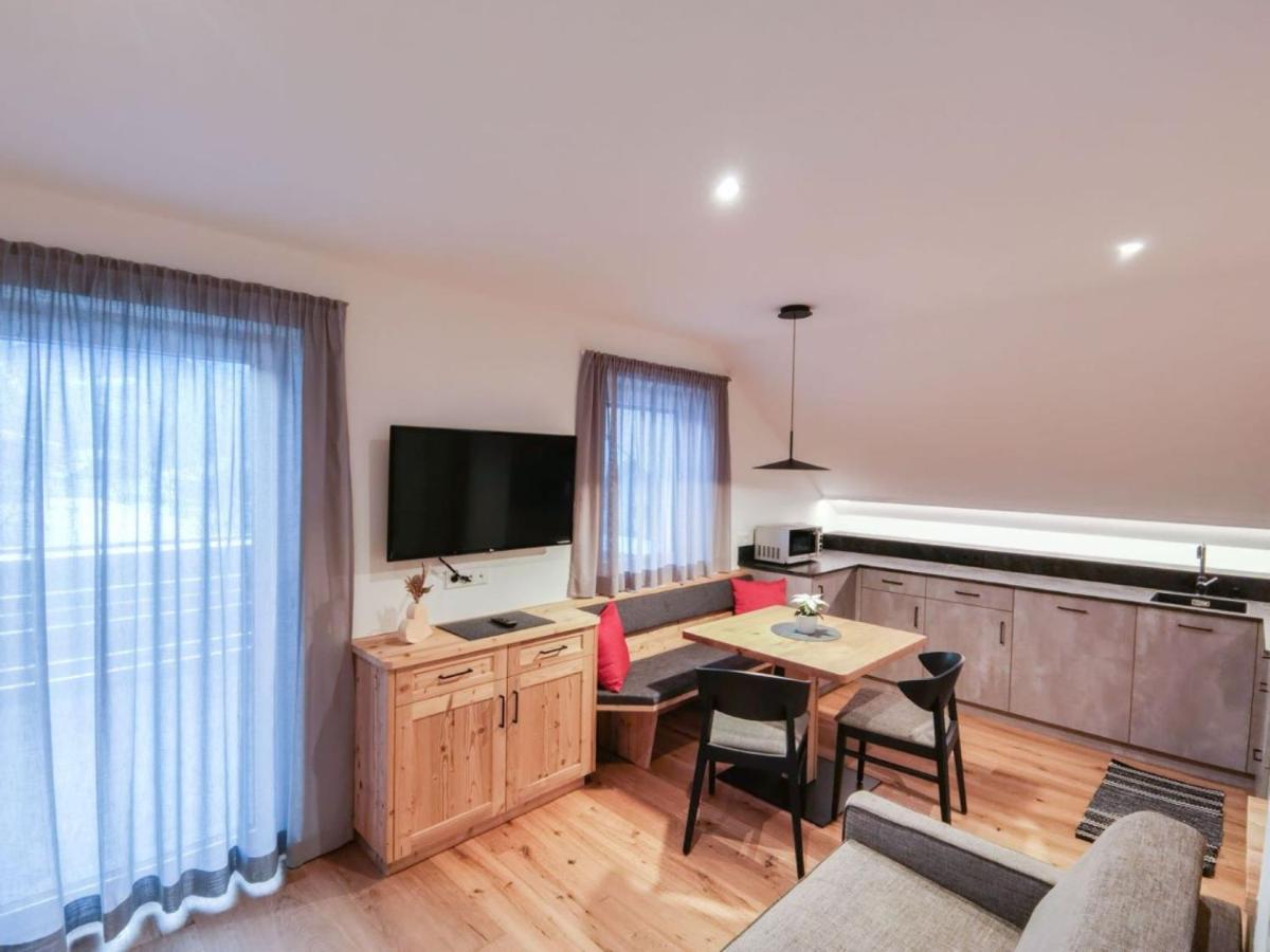 Messna Living Apartment Riscone Luaran gambar