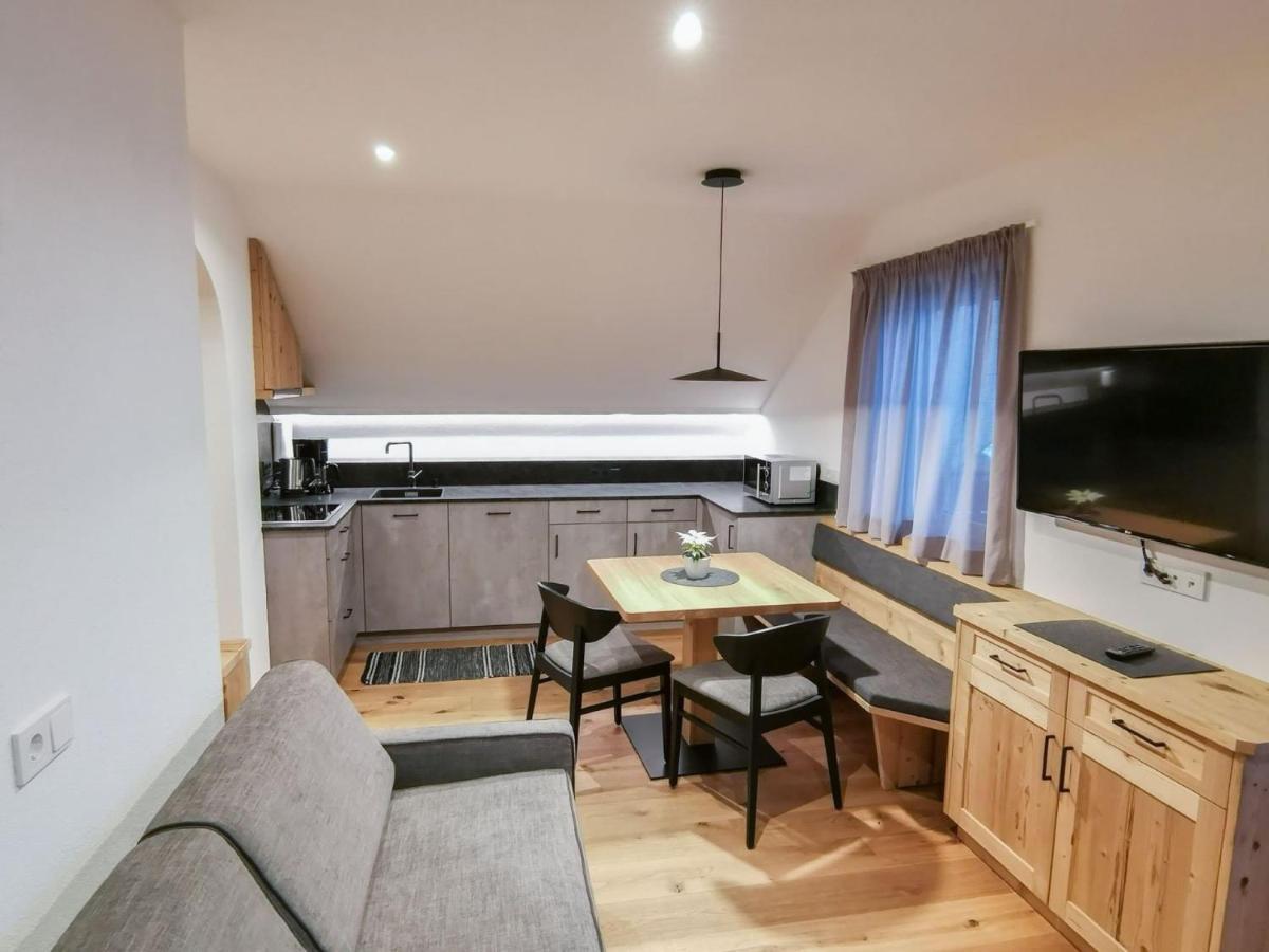 Messna Living Apartment Riscone Luaran gambar